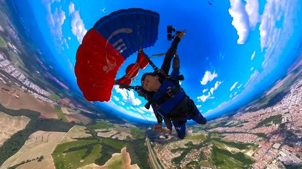 Voo de paraquedas em sp